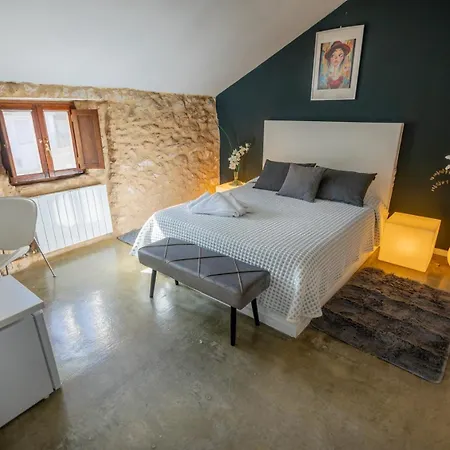 Raimblanc Hotel